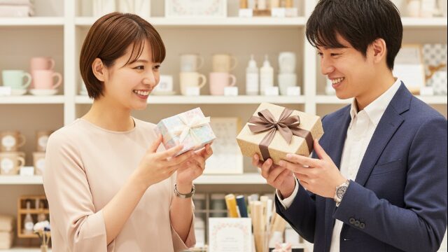 ハンズビー プレゼントやギフト選びならどっち?